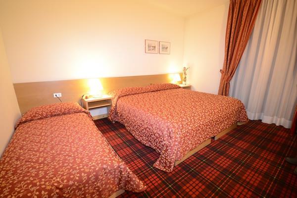 Bepy Hotel Garni Giustino Extérieur photo