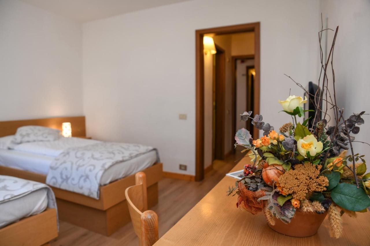 Bepy Hotel Garni Giustino Chambre photo