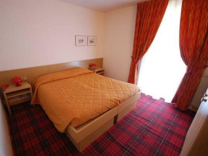 Bepy Hotel Garni Giustino Extérieur photo