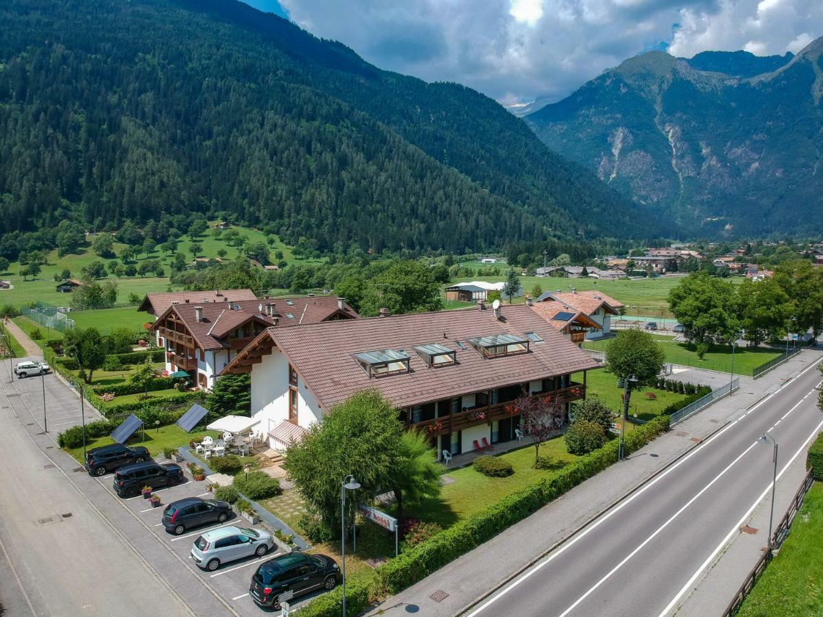 Bepy Hotel Garni Giustino Extérieur photo